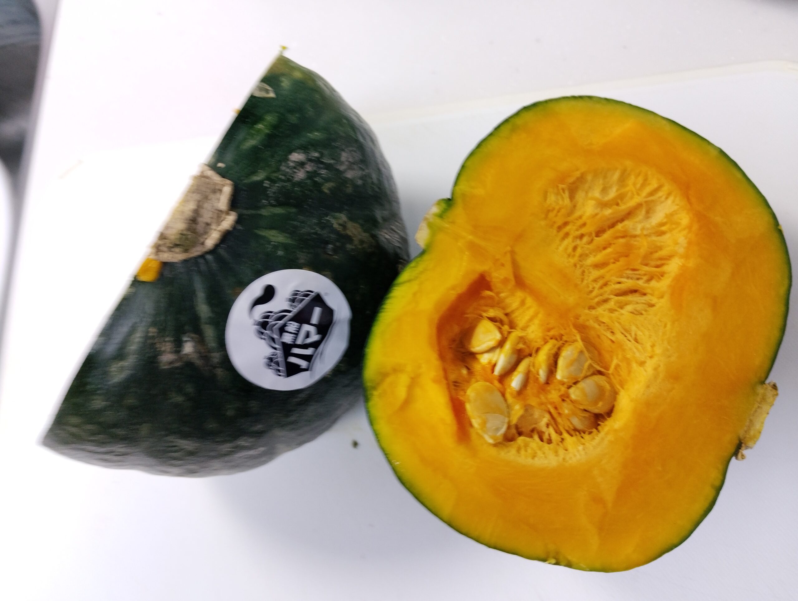 黒船ハマーを半分に切った状態